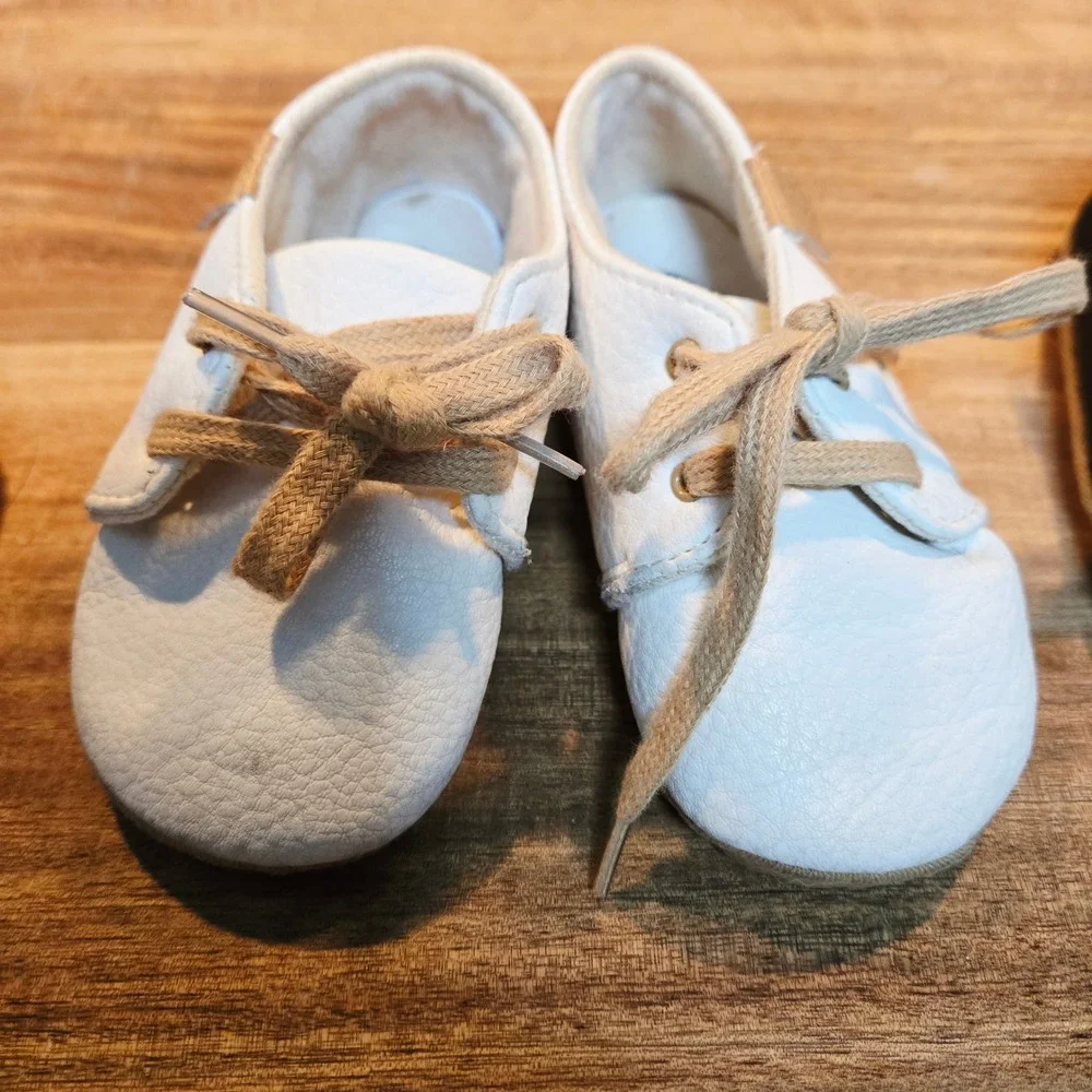 Lot of 3 Lightweight Lace Up Baby Sneakers 6-12 Months Soft Sole Faux Leather